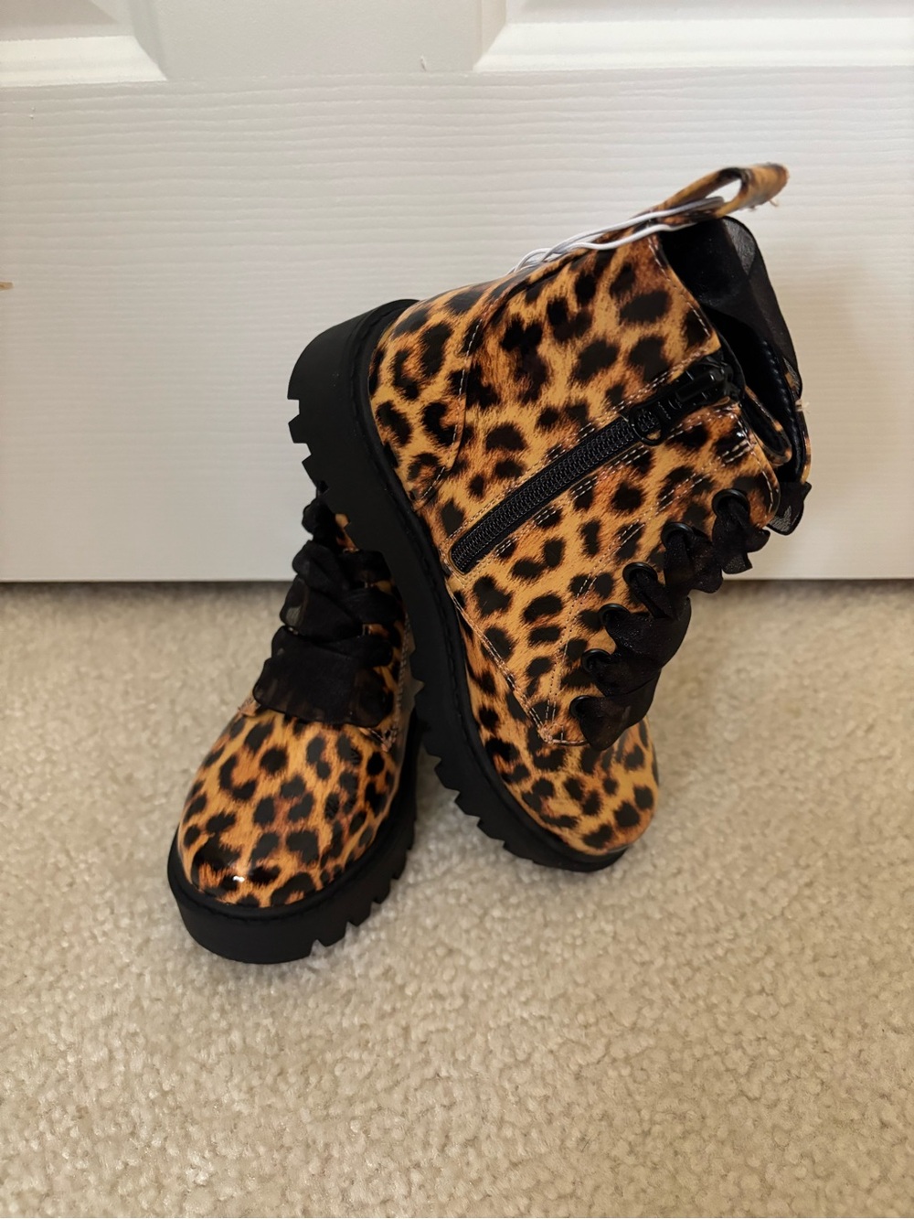 art class Leopard Print Lace-Up Kids Boots in Brown and Black Size 13 NWT